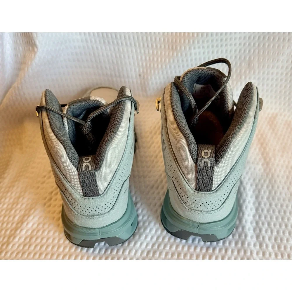 On Cloud Cloudridge 33.99409 Glacier/Sea Women's Sz 5 NIB
